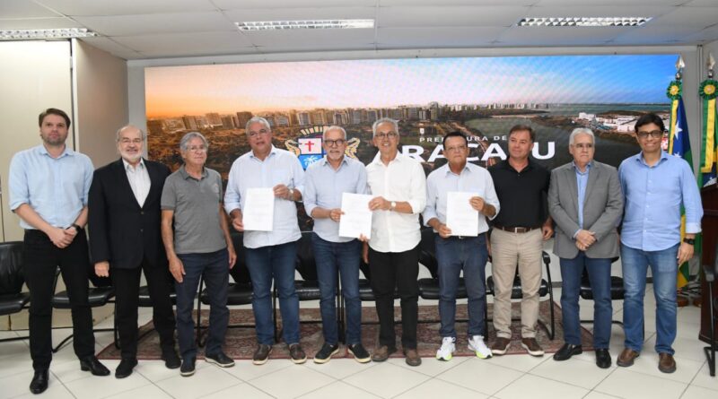 Consórcio assina contrato com empresas vencedoras da licitação do transporte coletivo da Grande Aracaju