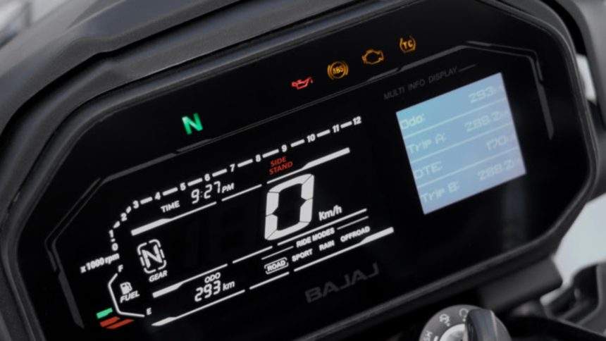 Bajaj Dominar 400 2027 recebe pacote eletrônico e painel colorido; preço R$ 27.490