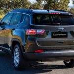 Jeep corta até R$22 mil e vende Compass Sport 2026 por R$147.990