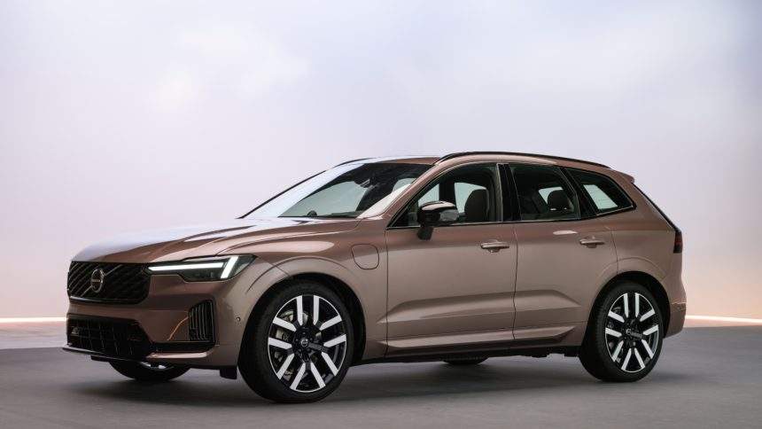 Volvo amplia autonomia elétrica de XC60 e XC90 2027 para até 200 km